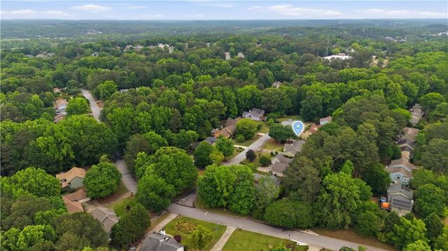 2824 Carriage Rowe, Duluth, GA 30096
