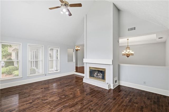 2824 Carriage Rowe, Duluth, GA 30096