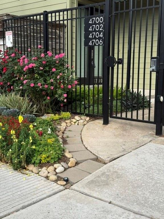 4700 Austin Street, Houston, TX 77004