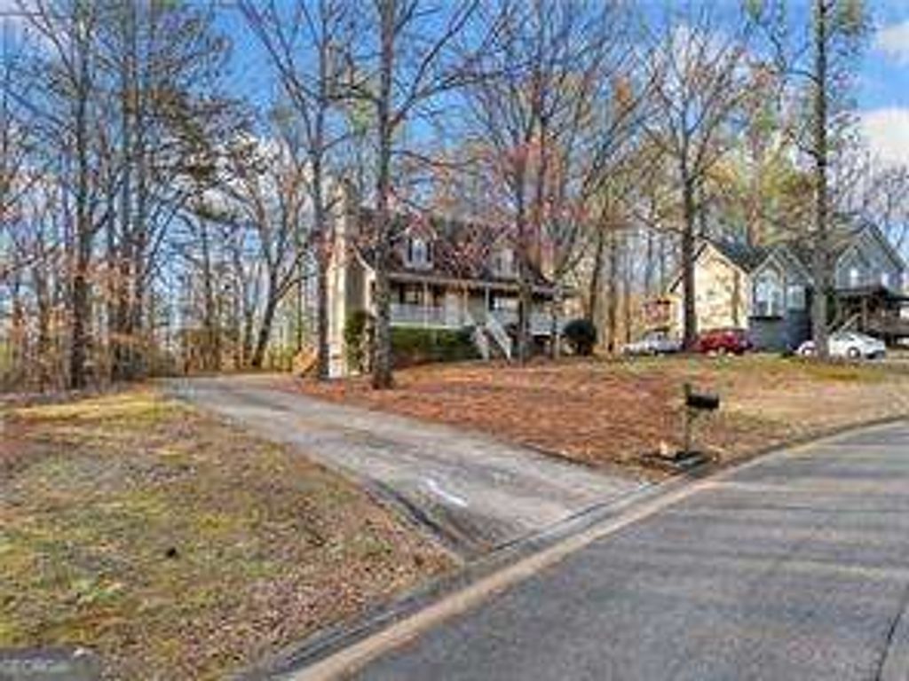 9061 Greenwood Way, Canton, GA 30115