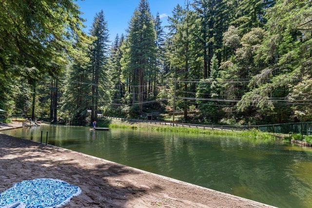 917 Scenic Drive, Felton, CA 95018