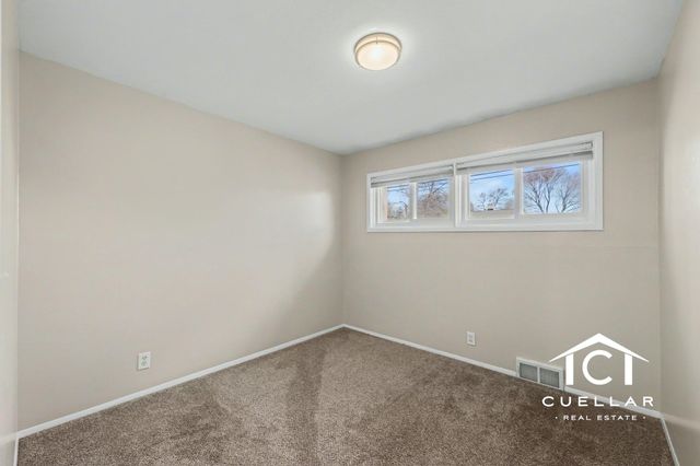 22521 E Schafer Street, Clinton Charter Twp, MI 48035