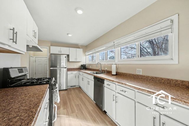 22521 E Schafer Street, Clinton Charter Twp, MI 48035