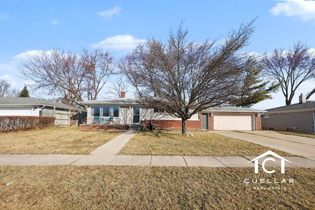 22521 E Schafer Street, Clinton Charter Twp, MI 48035