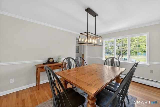 181 Crescent Circle, Cheshire, CT 06410