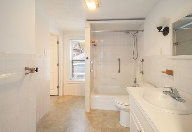 9 Andrew St, Cambridge, MA 02139