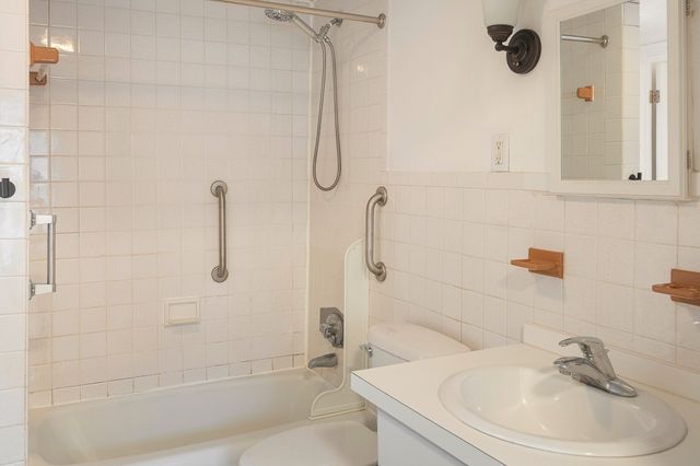 9 Andrew St, Cambridge, MA 02139