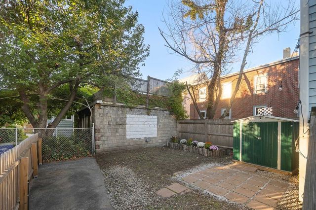 9 Andrew St, Cambridge, MA 02139