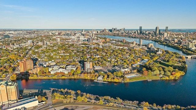 9 Andrew St, Cambridge, MA 02139