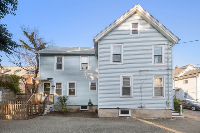 9 Andrew St, Cambridge, MA 02139