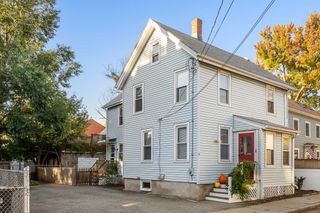 9 Andrew St, Cambridge, MA 02139