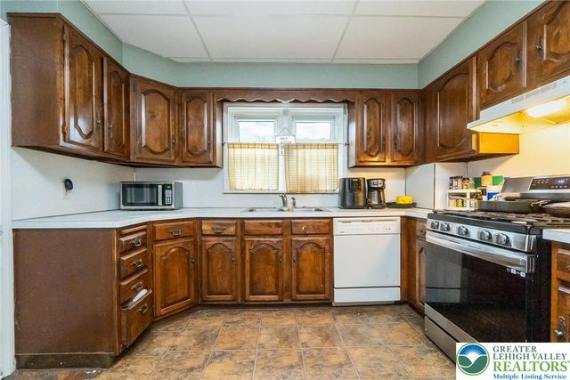 1037 Seneca Street, Fountain Hill Boro, PA 18015