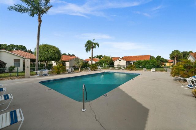 4825 TAMARACK TRAIL, Venice, FL 34293
