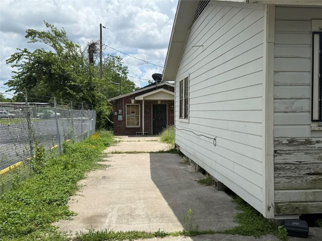 3318 Mooney Road, Houston, TX 77093