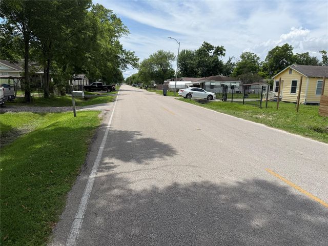 3318 Mooney Road, Houston, TX 77093
