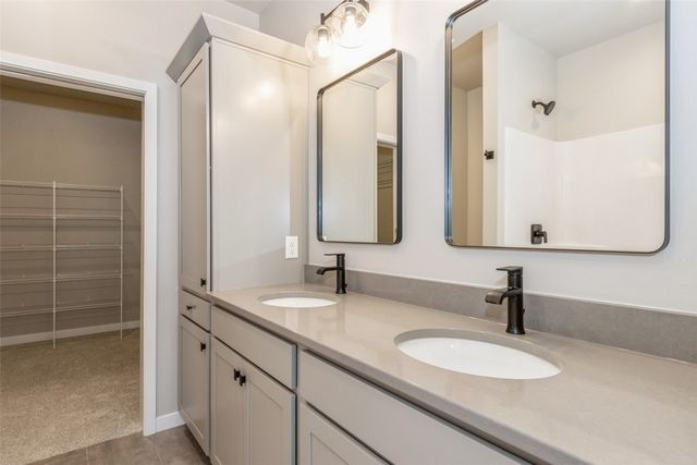 1110 Switchgrass Lane, Ely, IA 52227