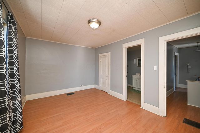 126 W Washington Avenue, Marion, OH 43302