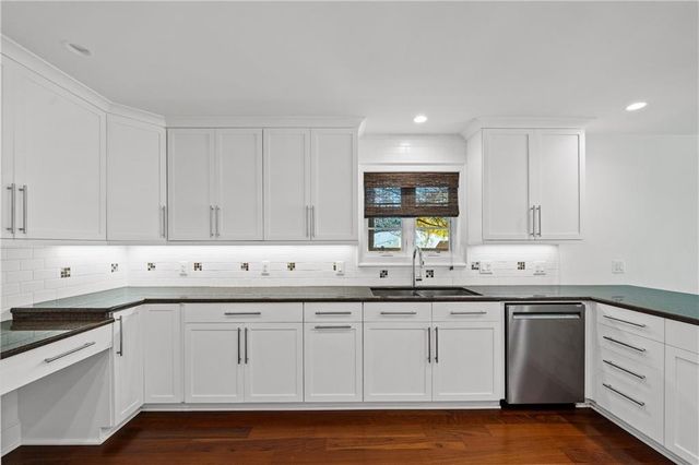 4 Leslie Court, Fairhope, AL 36532