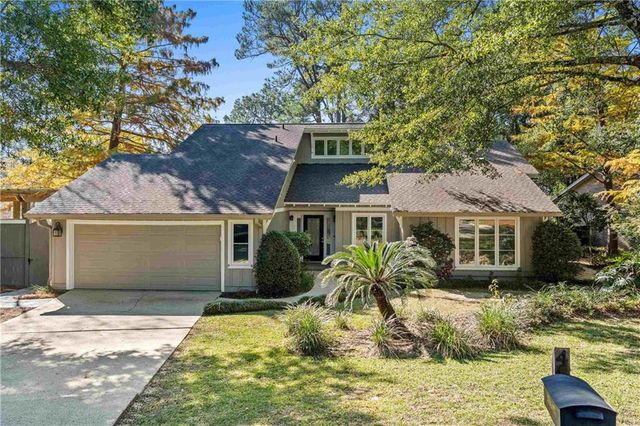 4 Leslie Court, Fairhope, AL 36532
