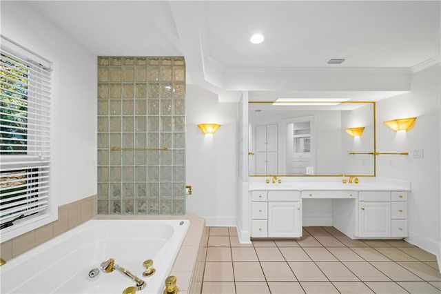 4 Leslie Court, Fairhope, AL 36532