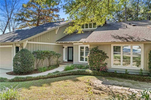 4 Leslie Court, Fairhope, AL 36532