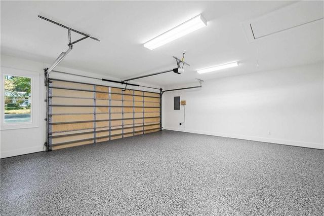 4 Leslie Court, Fairhope, AL 36532