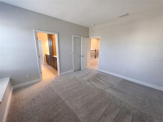 11277 RUSTIC TIMBER LOOP, San Antonio, FL 33576