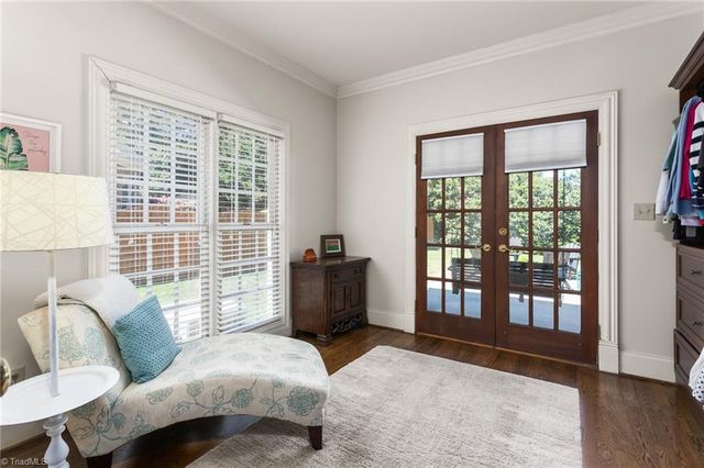 2049 Edgewood Avenue, Burlington, NC 27215