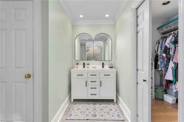 2049 Edgewood Avenue, Burlington, NC 27215