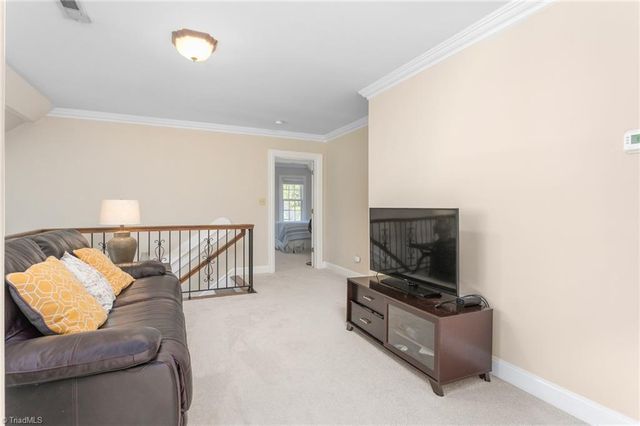 2049 Edgewood Avenue, Burlington, NC 27215