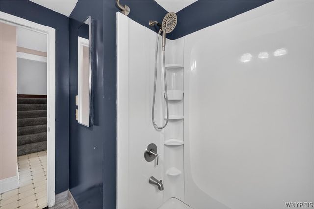 104 Bellwood Avenue, West Seneca, NY 14224
