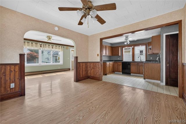104 Bellwood Avenue, West Seneca, NY 14224