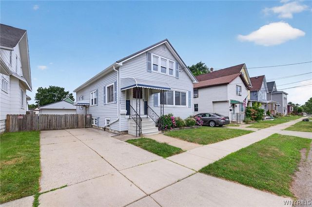 104 Bellwood Avenue, West Seneca, NY 14224