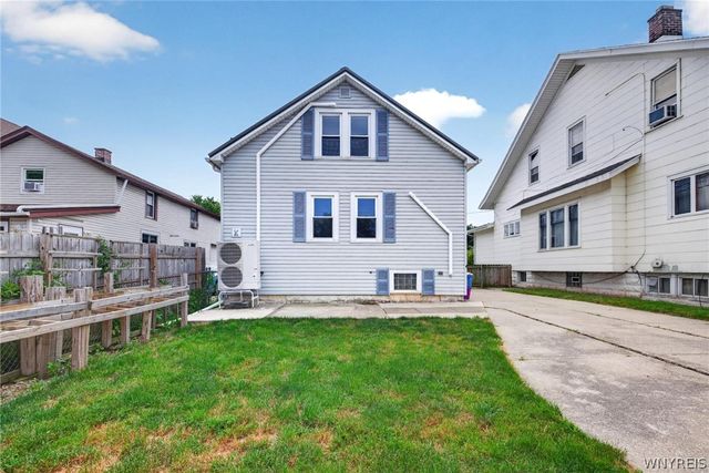 104 Bellwood Avenue, West Seneca, NY 14224