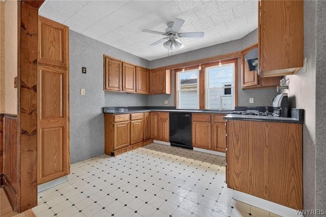 104 Bellwood Avenue, West Seneca, NY 14224