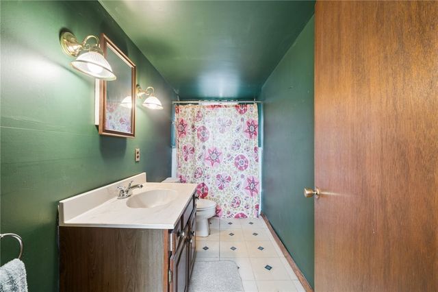 517 Moore Street, Arnold, PA 15068