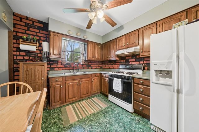517 Moore Street, Arnold, PA 15068