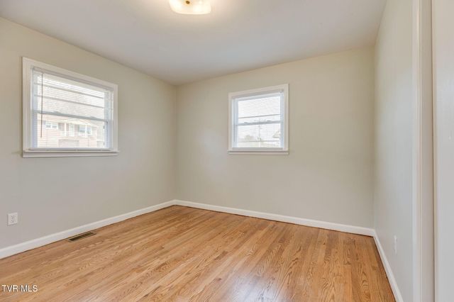 606 Pine Ridge Road, Johnson City, TN 37601