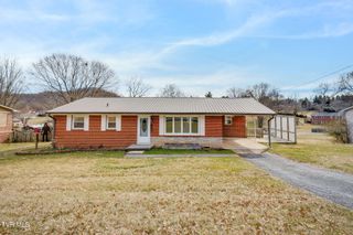 606 Pine Ridge Road, Johnson City, TN 37601