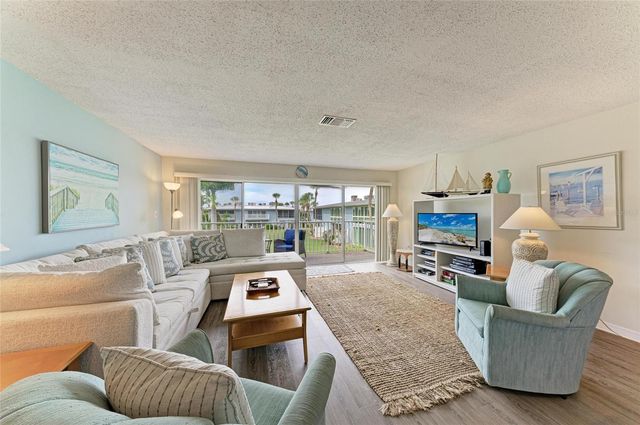 600 MANATEE AVENUE 226, Holmes Beach, FL 34217