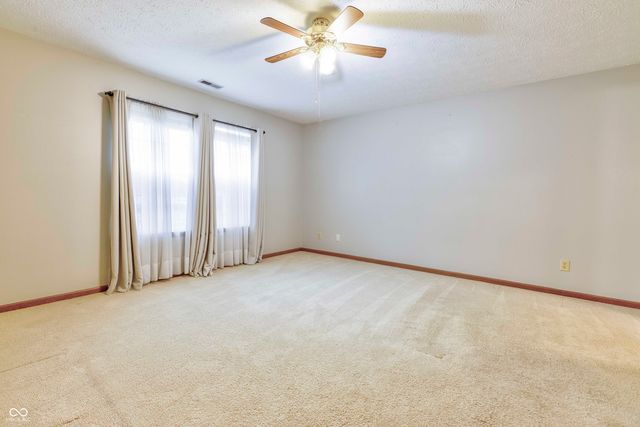 267 Pineview Drive, Mooresville, IN 46158