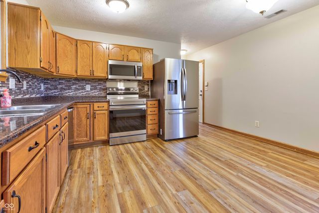 267 Pineview Drive, Mooresville, IN 46158