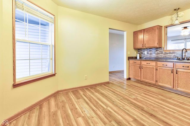 267 Pineview Drive, Mooresville, IN 46158