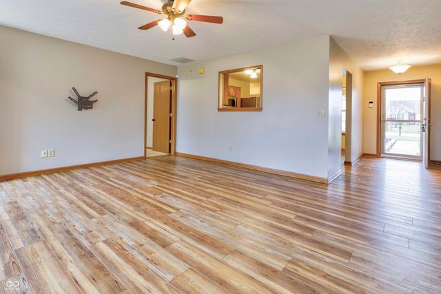 267 Pineview Drive, Mooresville, IN 46158