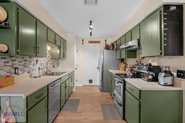 218 Chandra Way, Hinesville, GA 31313