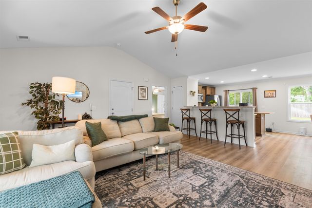 116 Kingston Bluff Dr., Longs, SC 29568