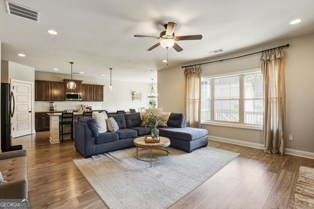 1317 Elmswood Glen Way, Lawrenceville, GA 30045