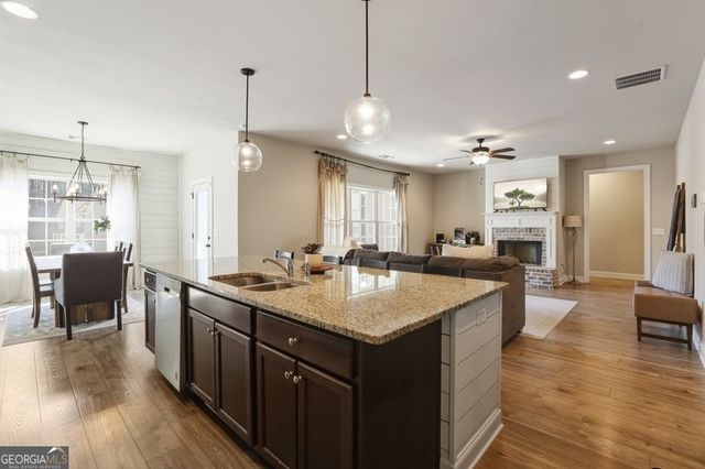 1317 Elmswood Glen Way, Lawrenceville, GA 30045