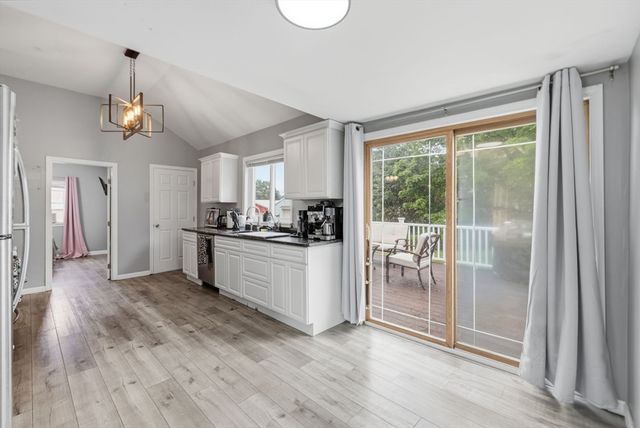 26 Central St, Brookfield, MA 01506