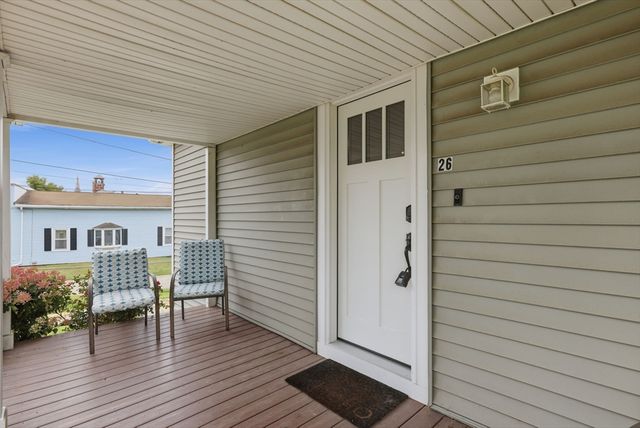 26 Central St, Brookfield, MA 01506